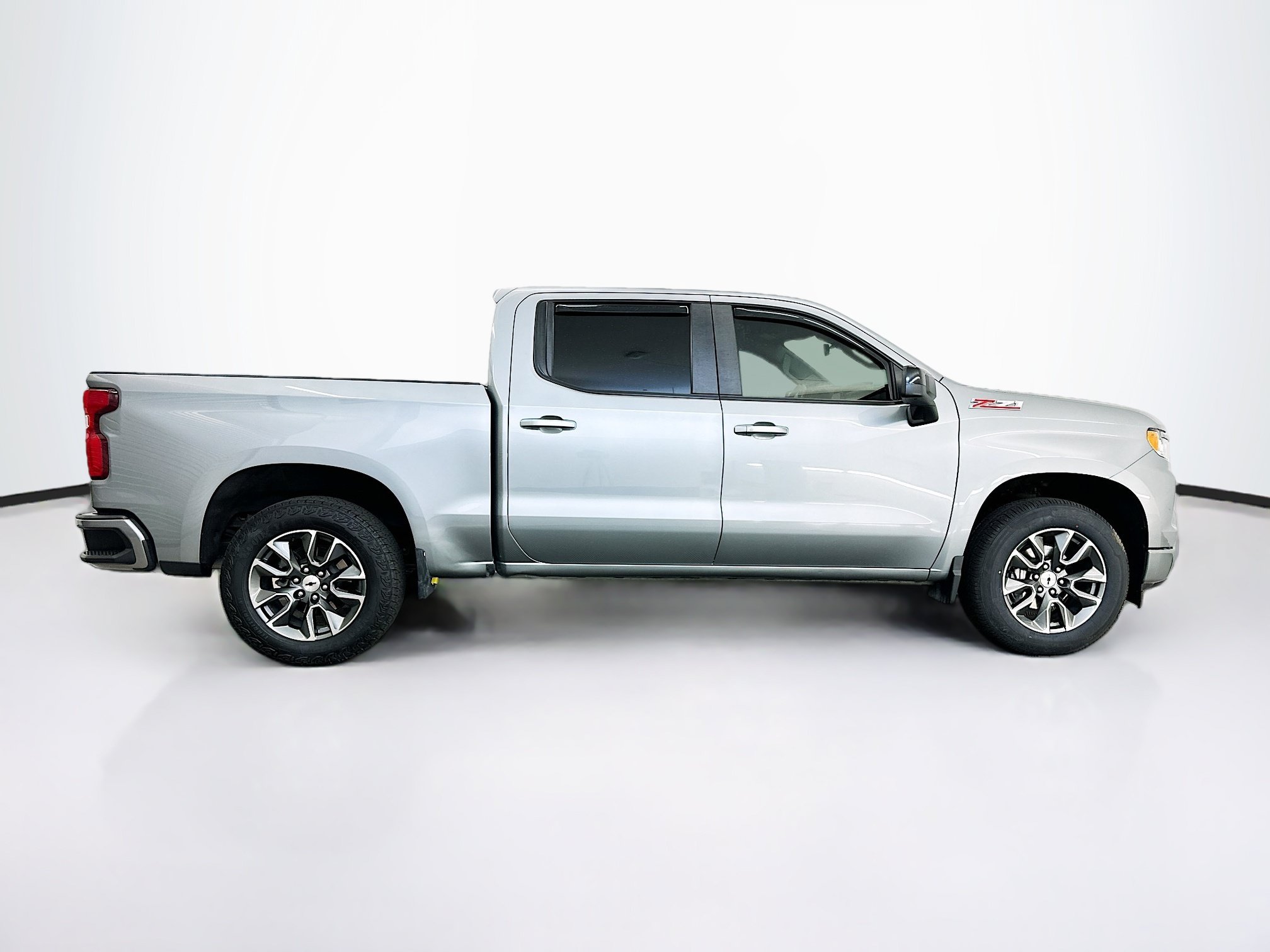 Used 2023 Chevrolet Silverado 1500 RST AWD/4WD image 10