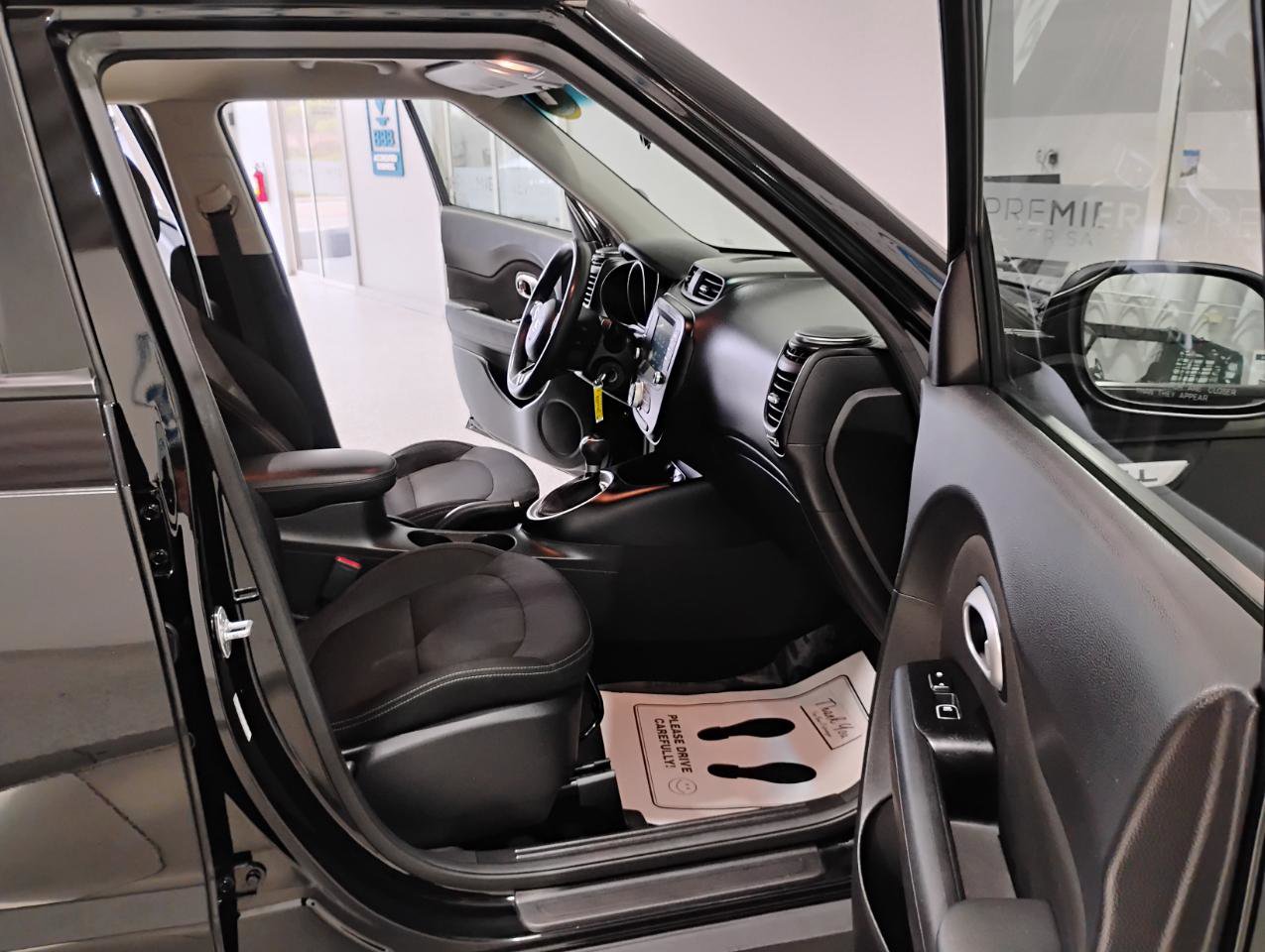 Used 2019 Kia Soul + FWD image 42