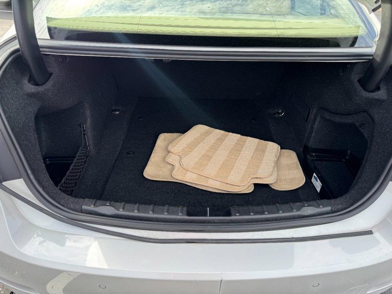 Used 2015 BMW 320i xDrive Sedan image 6