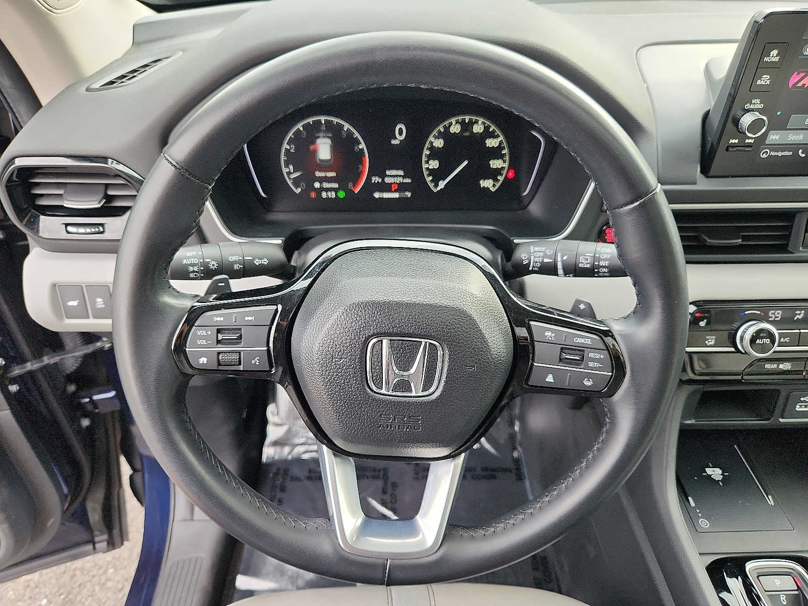 Certified 2023 Honda Pilot Touring image 19