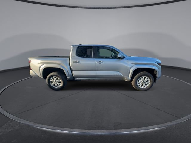 Used 2025 Toyota Tacoma SR5 image 17