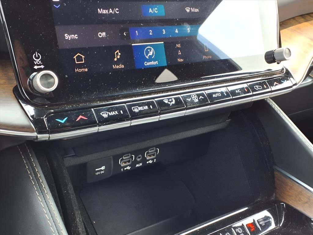 Used 2023 Jeep Grand Wagoneer L Series II AWD/4WD image 22