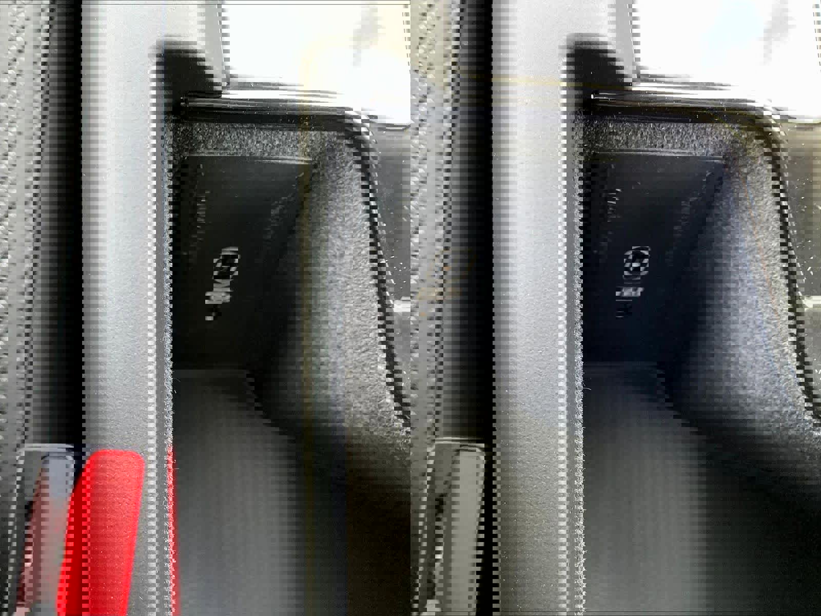 New 2026 Volvo XC60 T8 Plus w/ Climate Package image 23