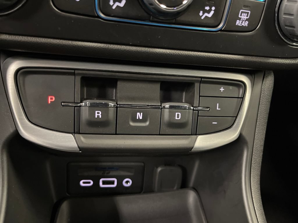 Used 2023 GMC Terrain SLT w/ Elevation Edition AWD/4WD image 27