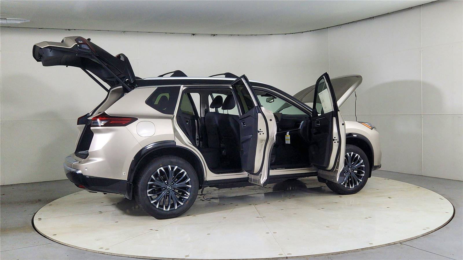 New 2026 Nissan Rogue Platinum w/ Platinum Premium Package AWD/4WD image 12