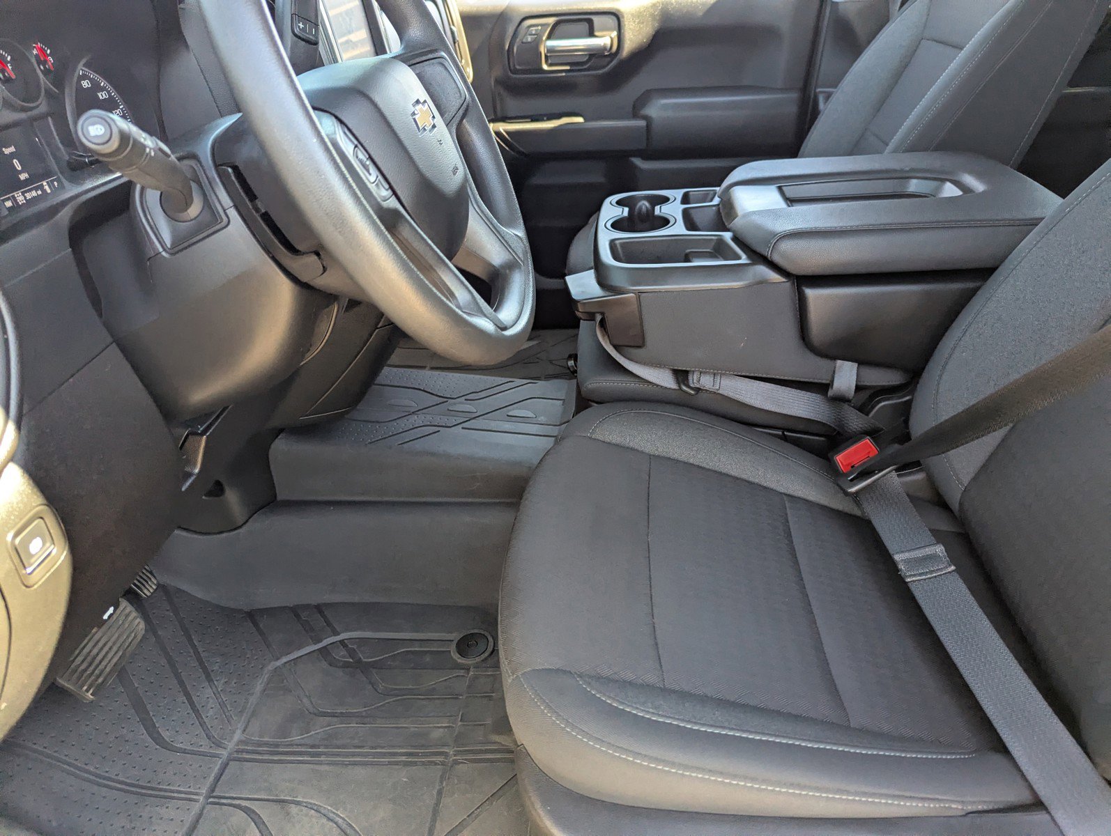 Certified 2024 Chevrolet Silverado 1500 Custom image 25