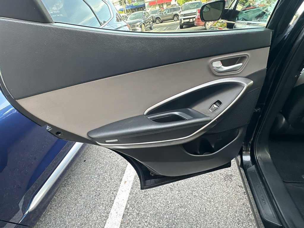Used 2017 Hyundai Santa Fe Sport FWD image 24