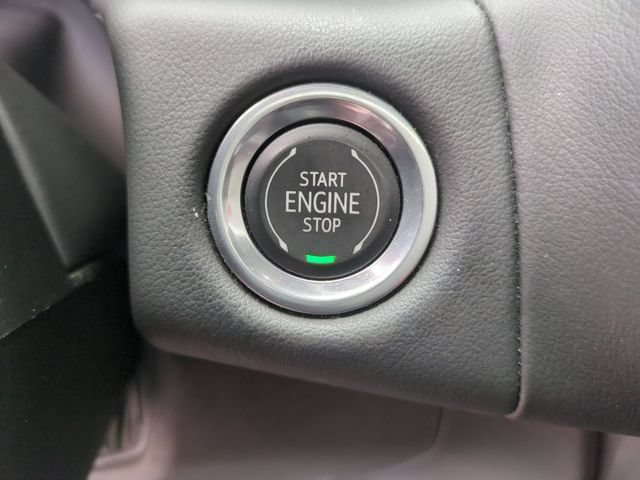 Certified 2021 GMC Yukon AT4 w/ Rear Media and Nav Package AWD/4WD image 17