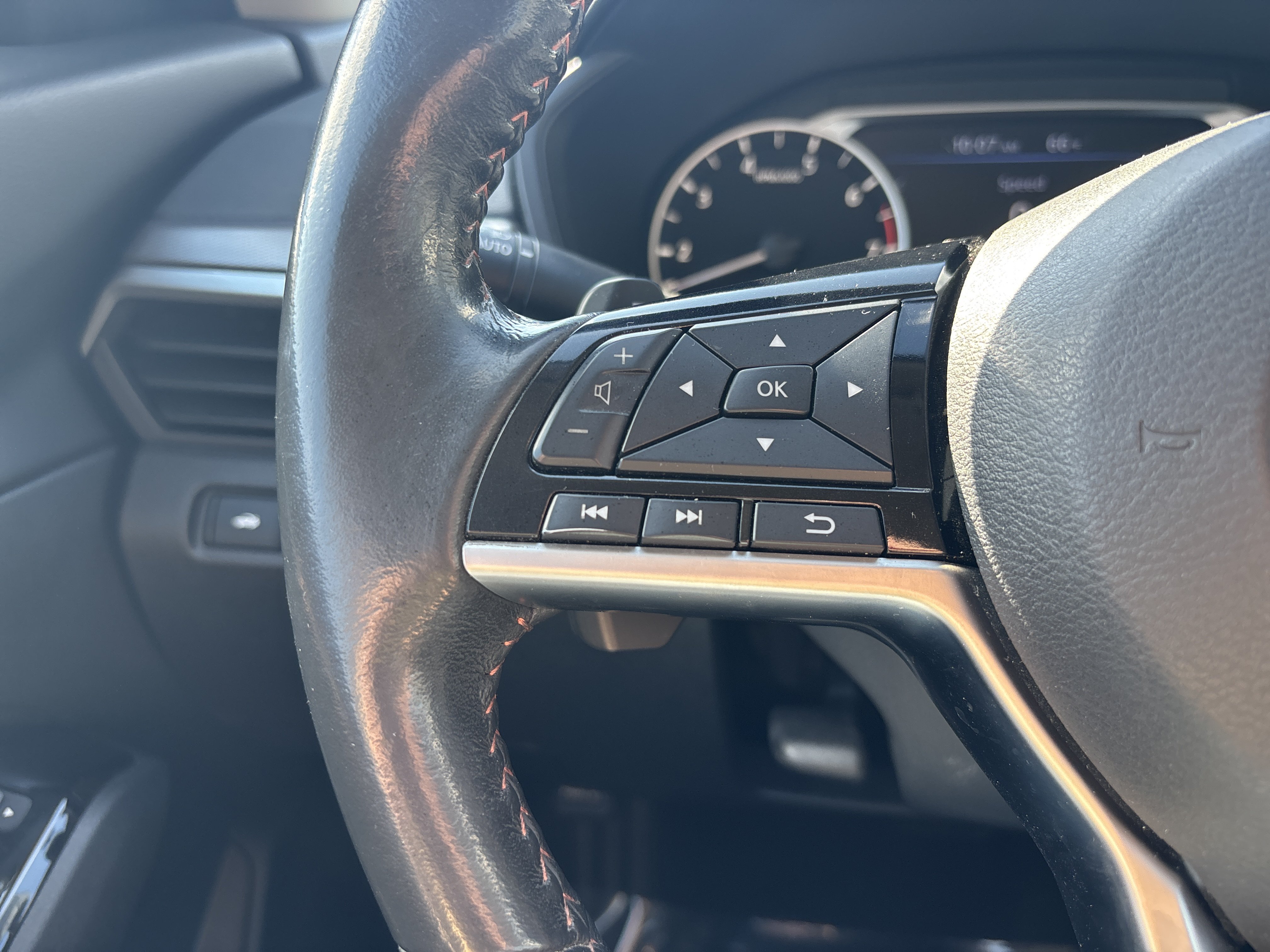 Used 2023 Nissan Altima 2.5 SR FWD image 26