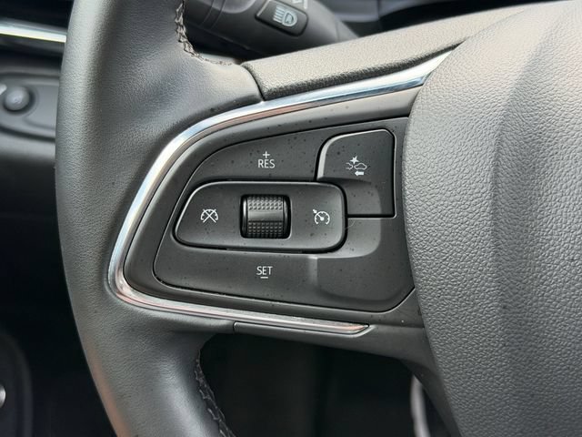 Used 2025 Buick Envista Sport Touring w/ Convenience II Package FWD image 28