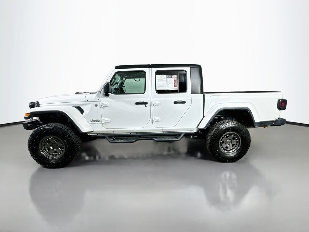 Used 2023 Jeep Gladiator Overland AWD/4WD image 5