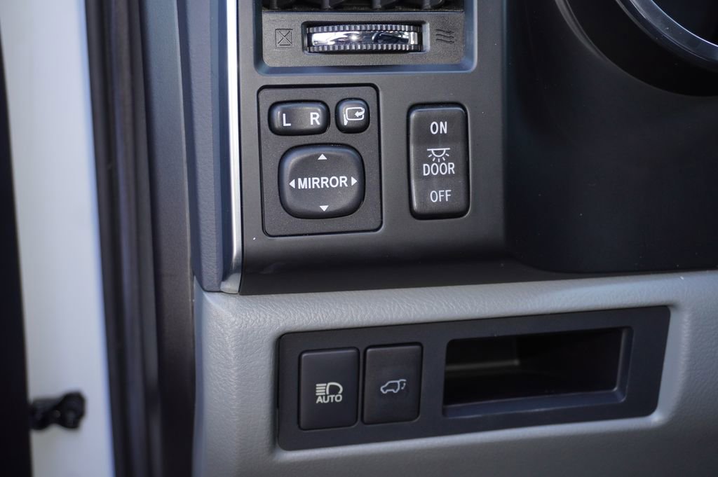 Certified 2020 Toyota Sequoia Limited w/ Safety & Convenience Package image 16