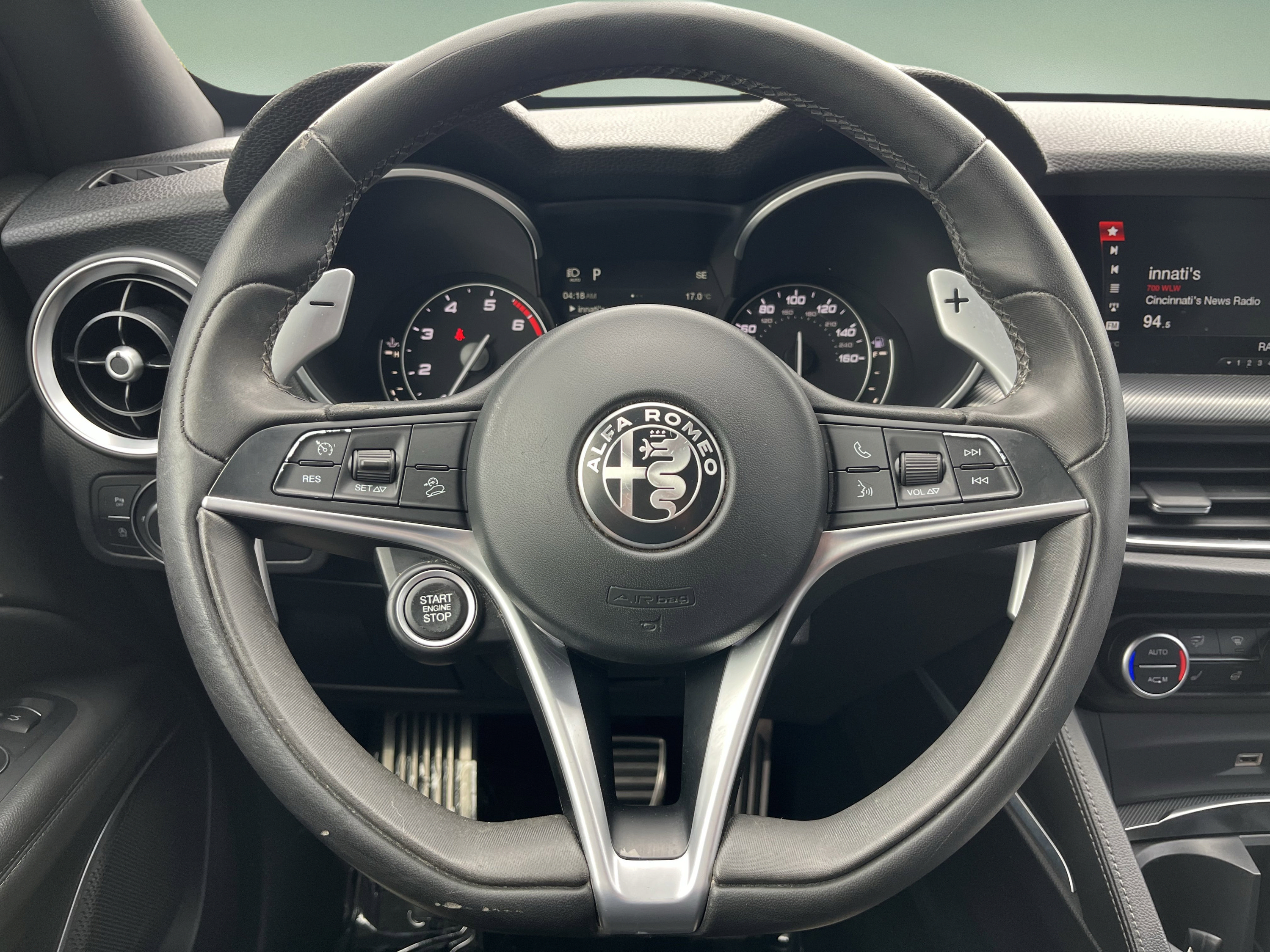 Used 2018 Alfa Romeo Stelvio Ti Sport AWD/4WD image 17