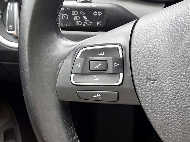 Used 2015 Volkswagen Passat 1.8T Limited Edition FWD image 22
