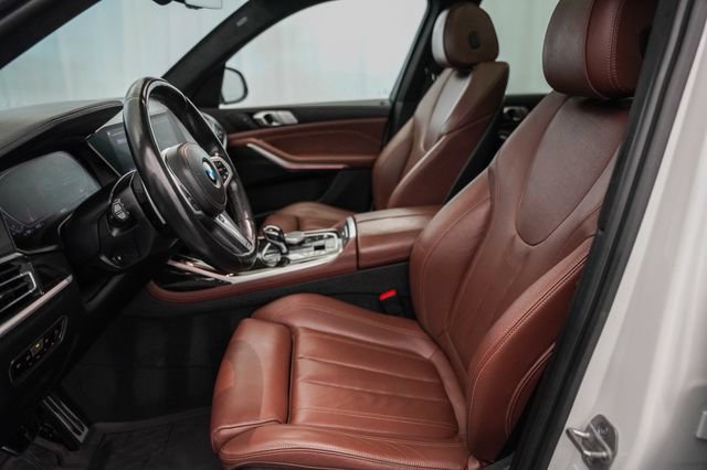 Used 2021 BMW X7 xDrive40i w/ M Sport Package AWD/4WD image 18