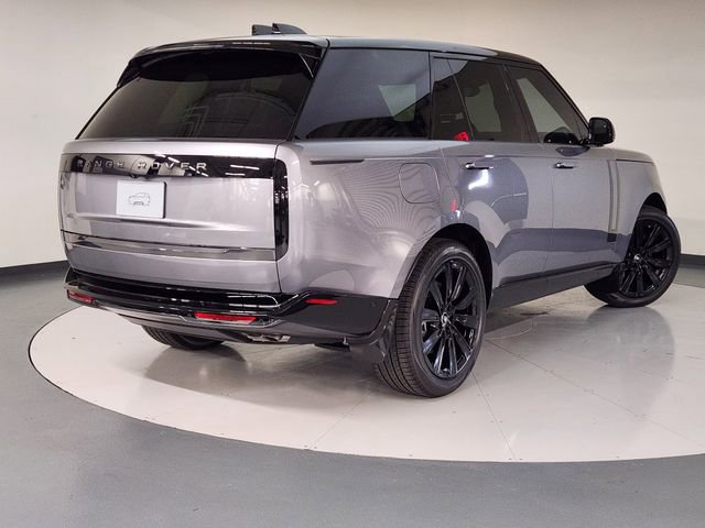 New 2025 Land Rover Range Rover SE image 2