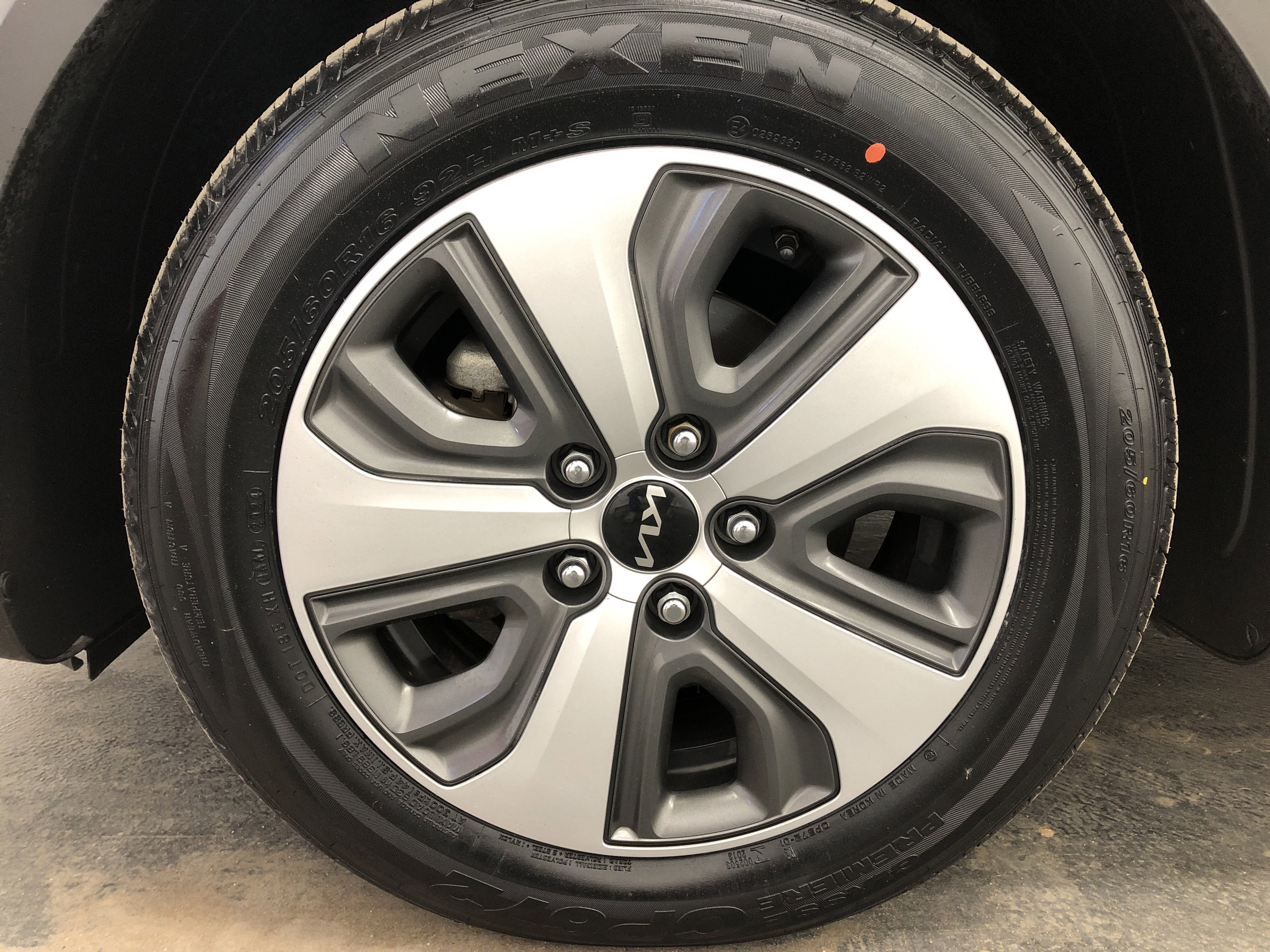 Used 2022 Kia Niro LX FWD image 20