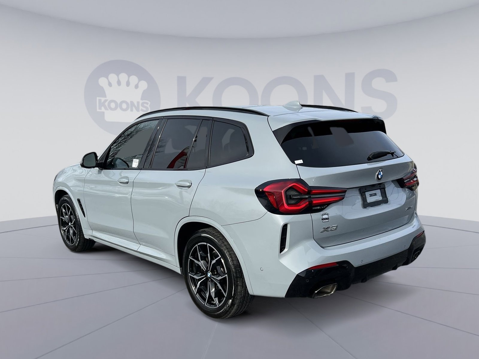 Used 2024 BMW X3 xDrive30i w/ M Sport Package image 4