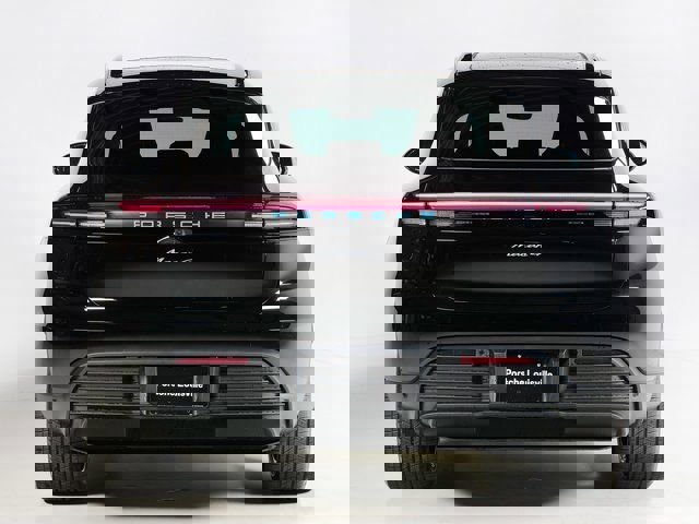 New 2025 Porsche Macan 4 Electric image 10