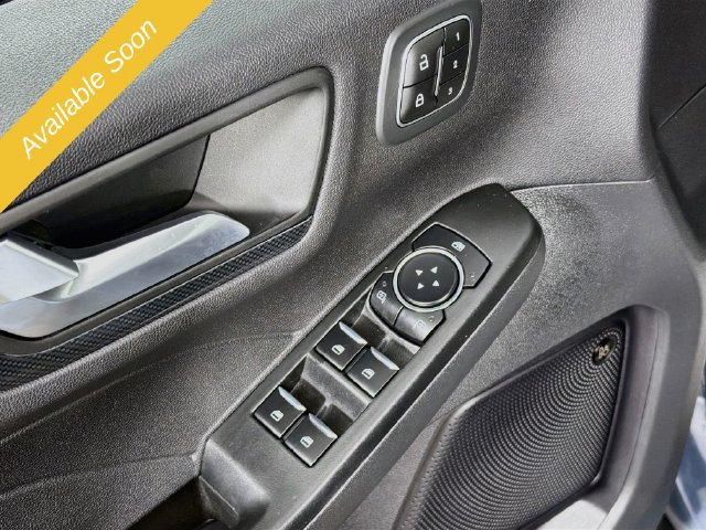 Used 2023 Ford Escape ST-Line Elite w/ Premium Technology Package AWD/4WD image 17