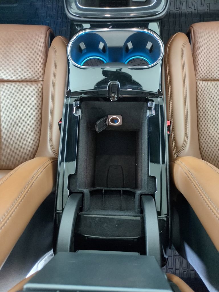 Used 2022 Lincoln Nautilus Reserve w/ Equipment Group 202A image 28