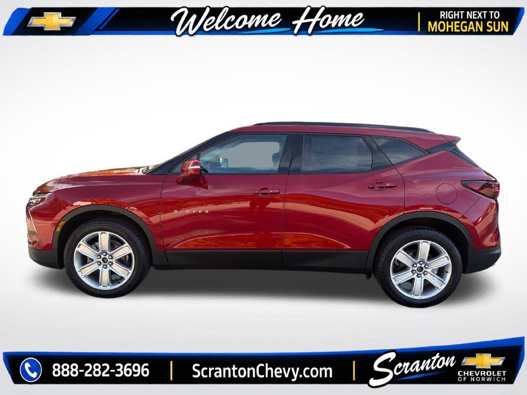 New 2026 Chevrolet Blazer LT w/ LPO, Black Sport Package AWD/4WD image 2