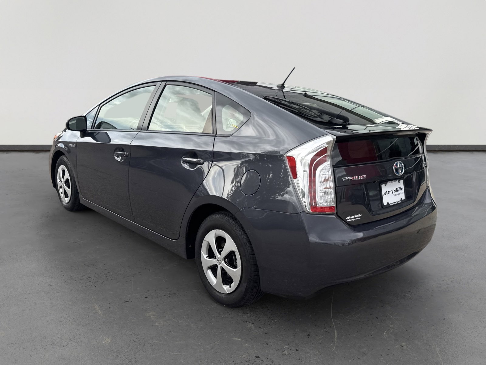 Used 2015 Toyota Prius Two image 4