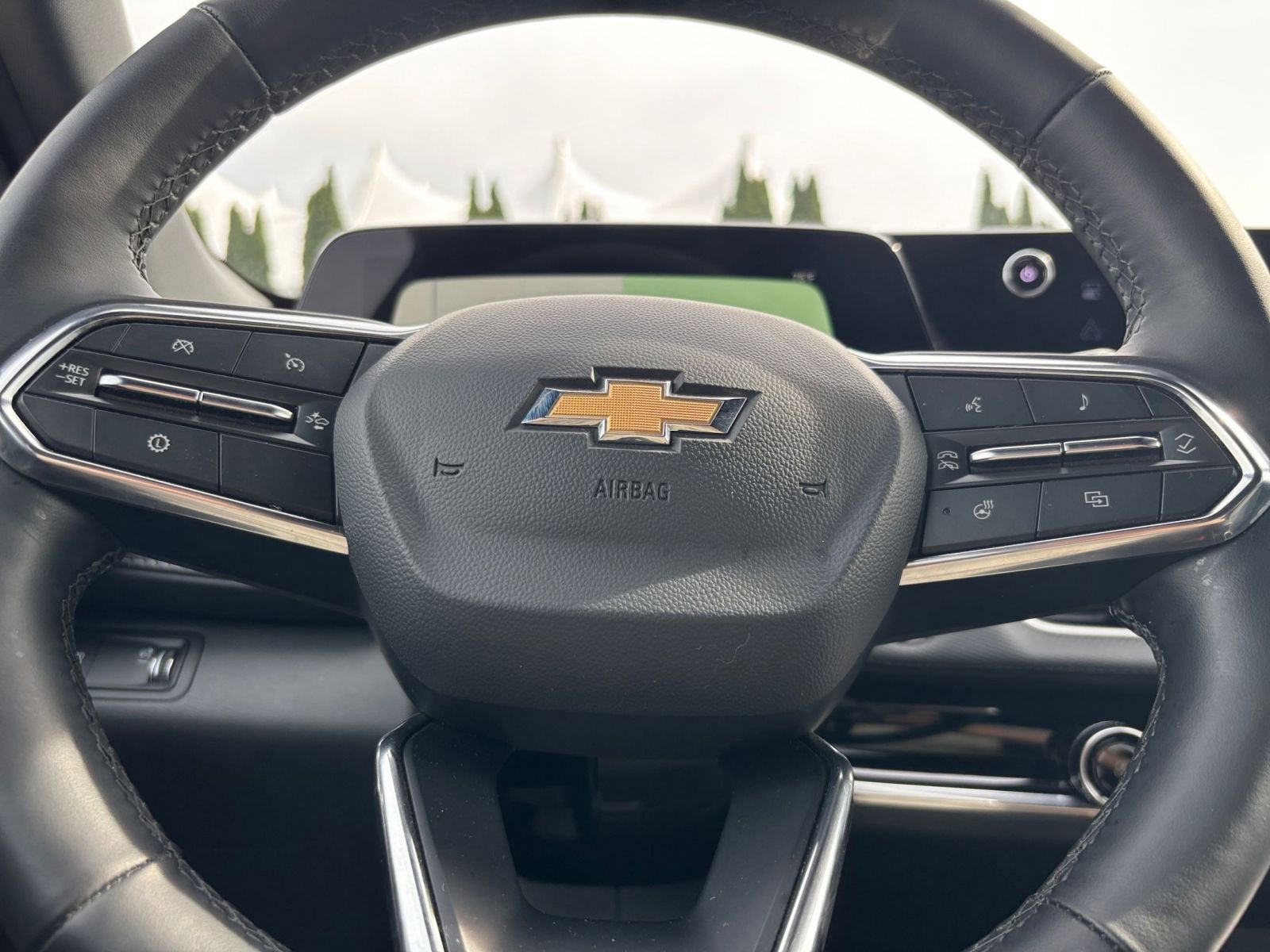 Used 2025 Chevrolet Equinox LT FWD image 29