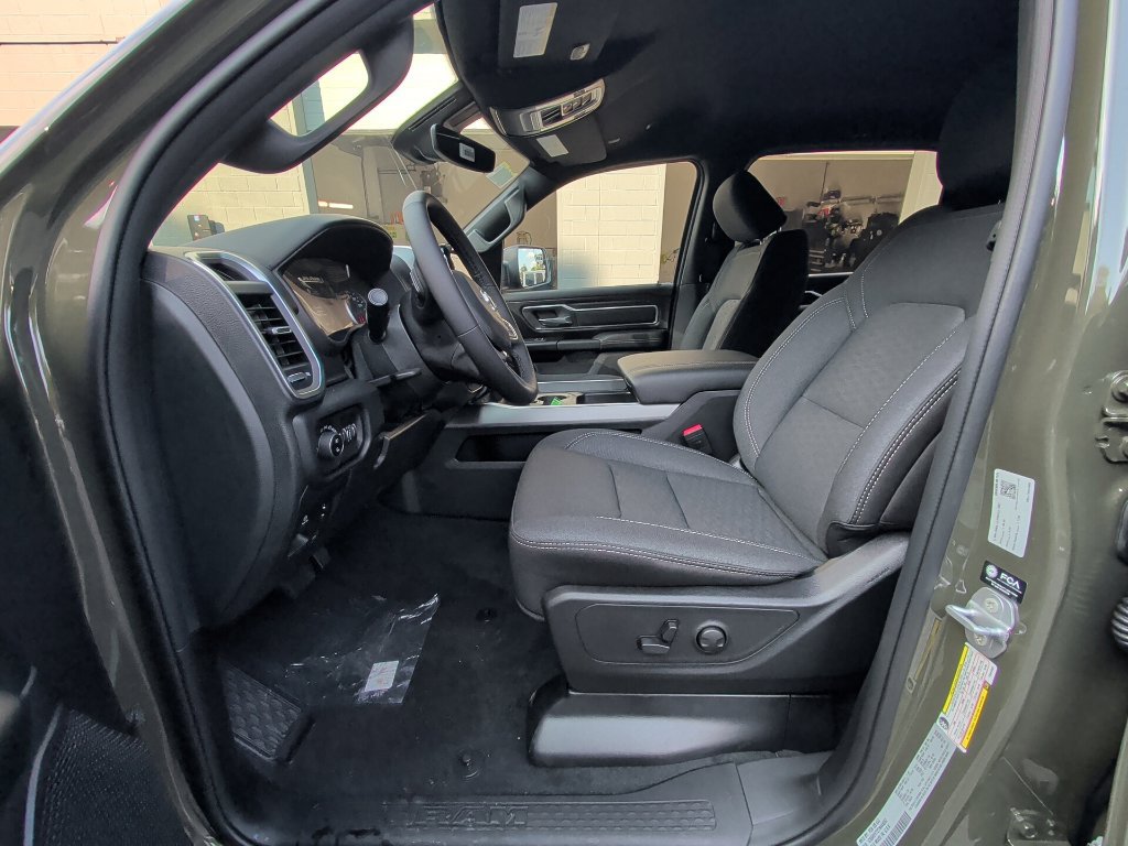New 2026 RAM 1500 Big Horn AWD/4WD image 11