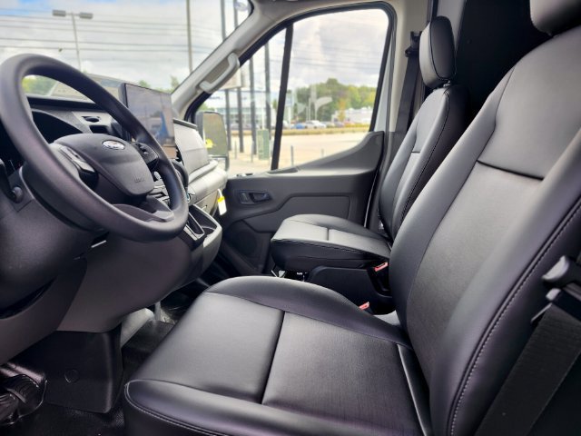 New 2027 Ford Transit 250 148 Medium Roof w/ Load Area Protection Package RWD image 16