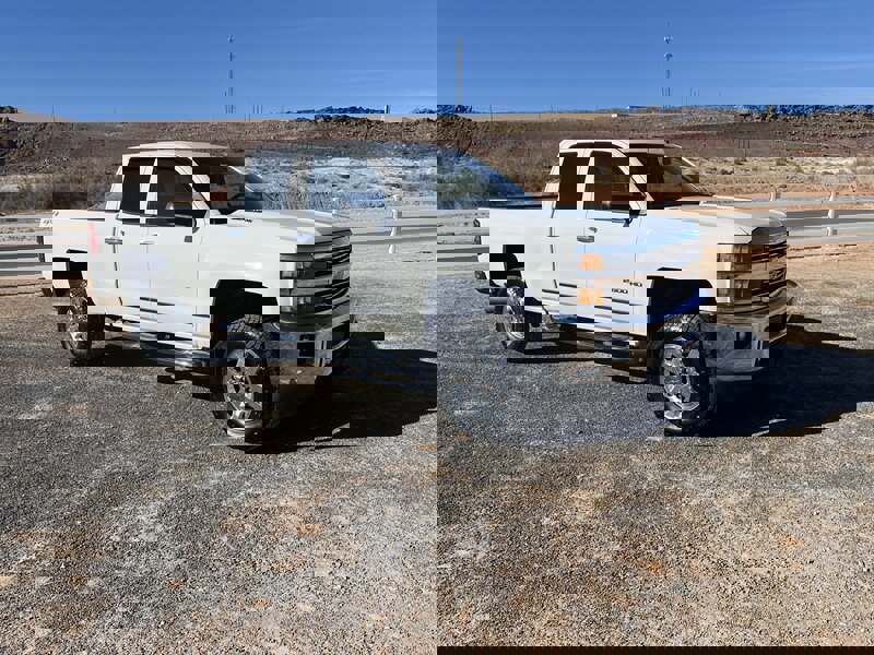 Used 2015 Chevrolet Silverado 2500 LTZ image 1