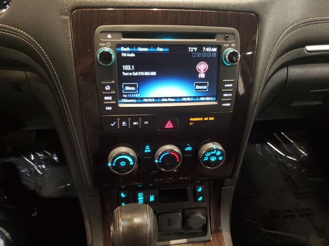 Used 2017 Chevrolet Traverse LT AWD/4WD image 18