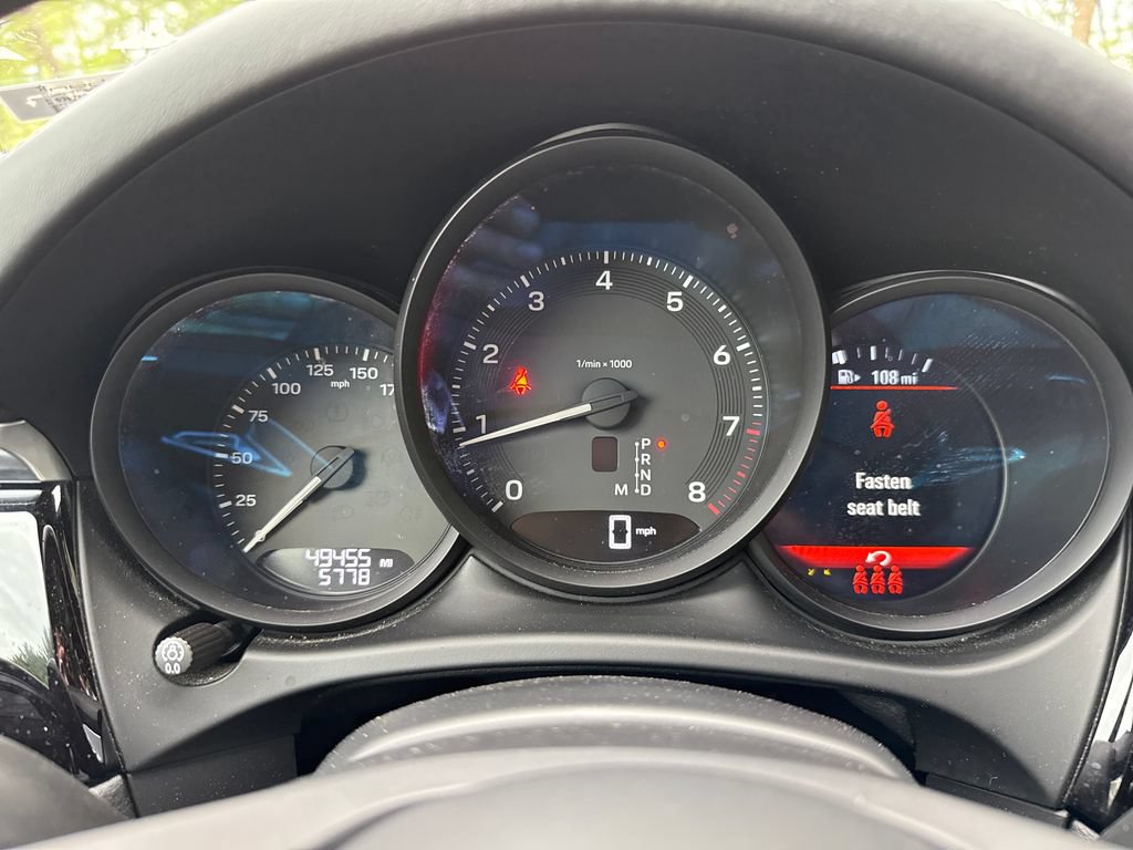 Used 2023 Porsche Macan AWD/4WD image 13