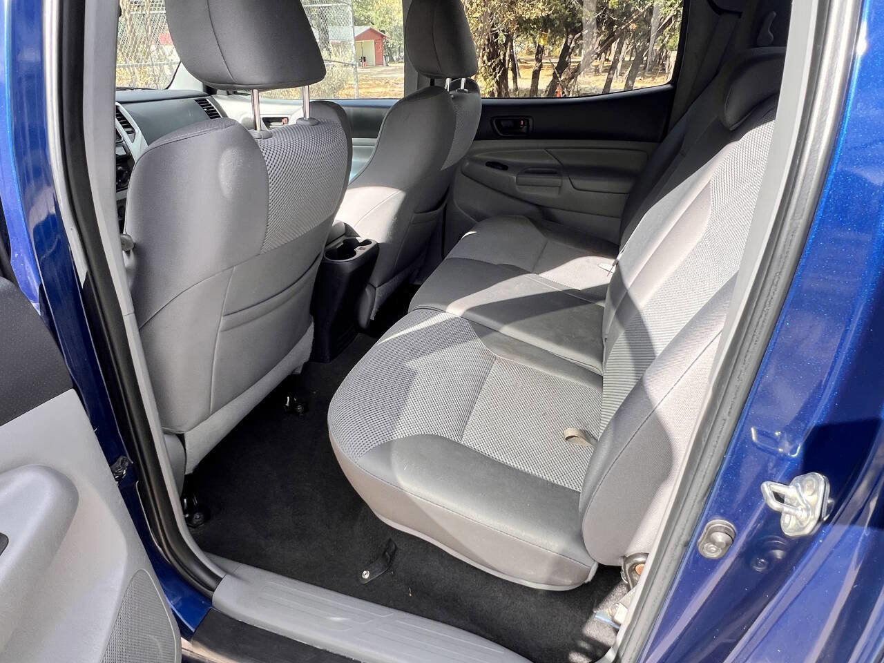 Used 2014 Toyota Tacoma PreRunner w/ TRD Sport Package image 19