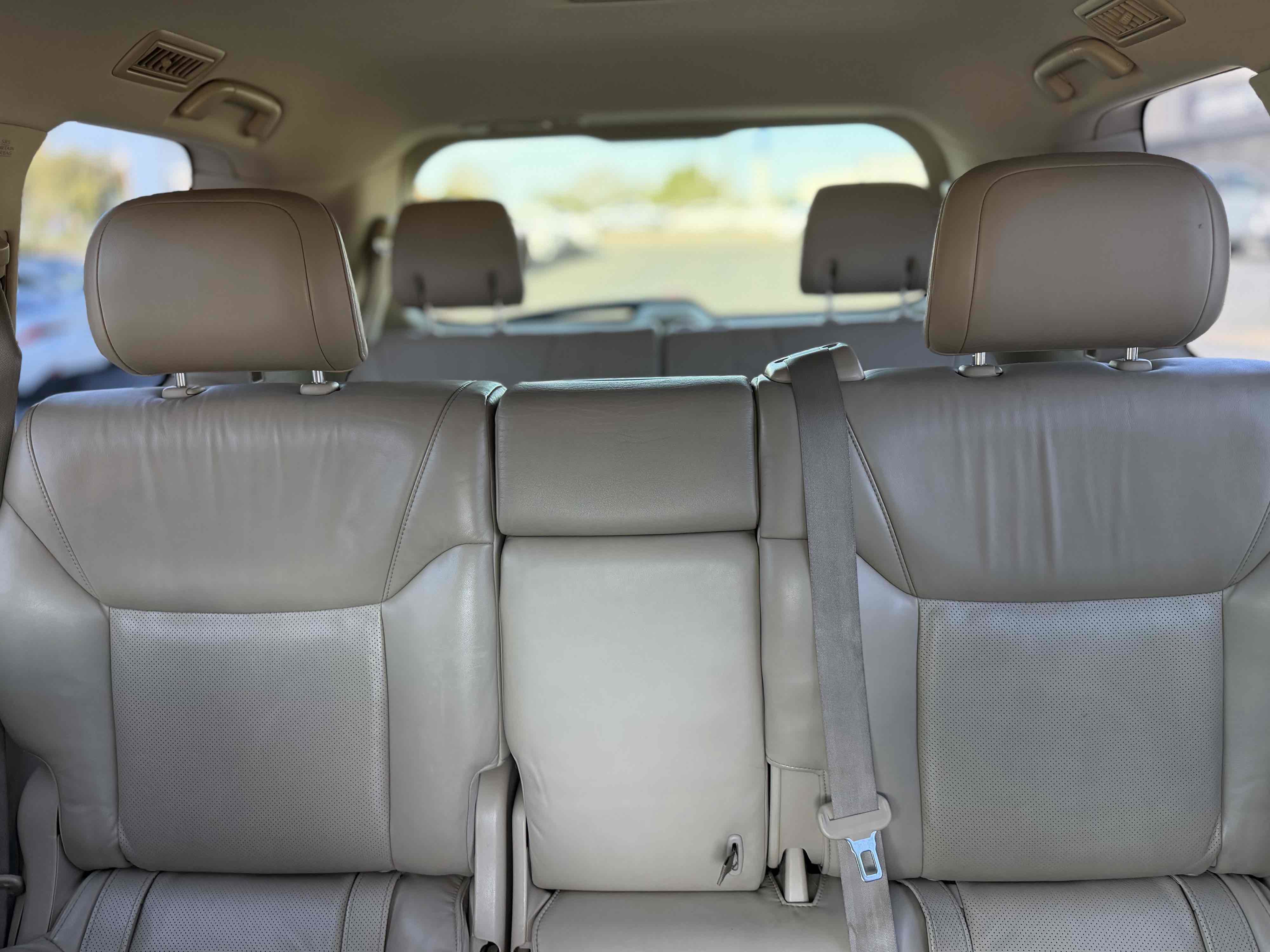 Used 2008 Lexus LX 570 4WD image 33