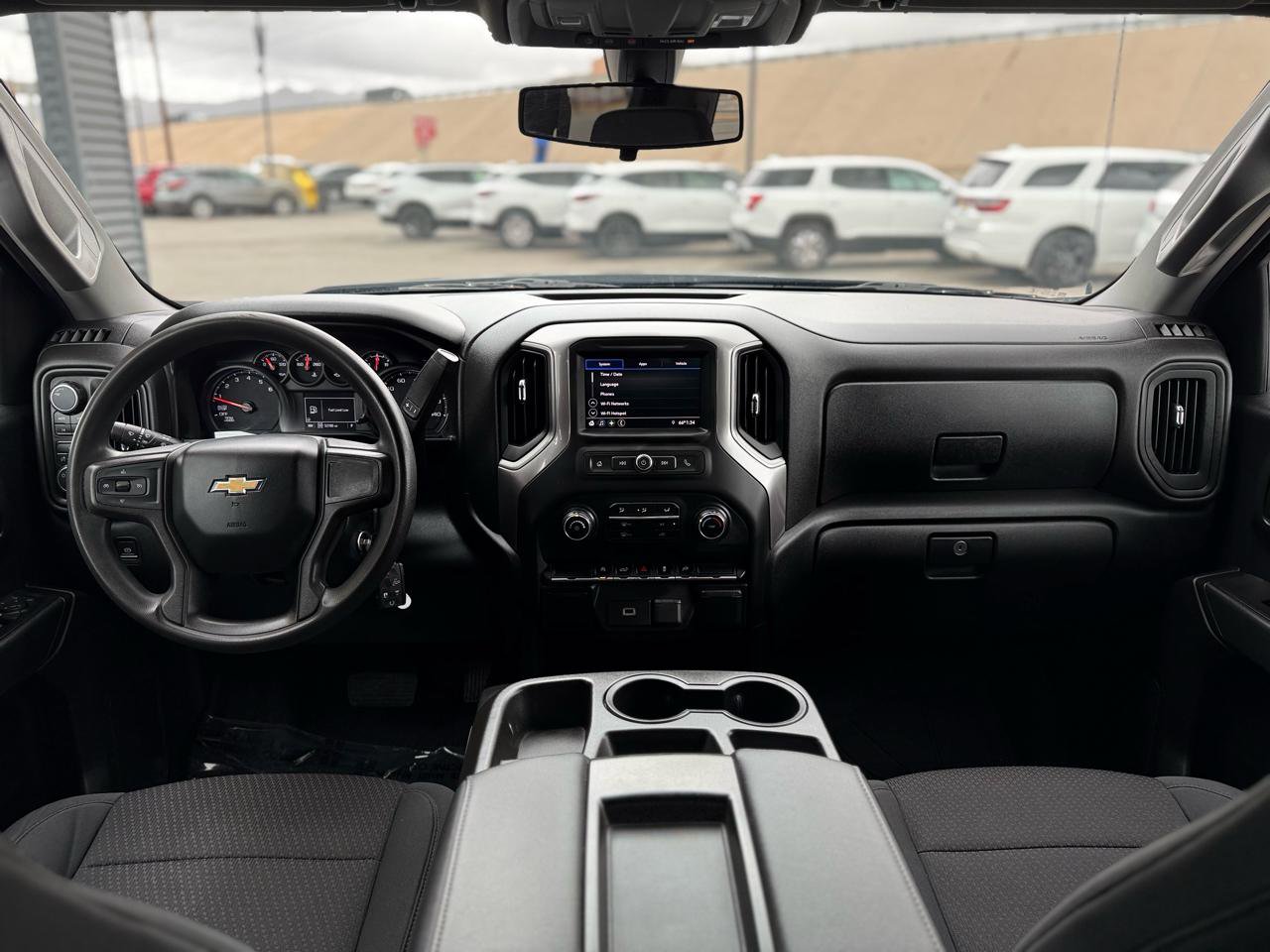 Used 2020 Chevrolet Silverado 1500 Custom w/ Custom Value Package AWD/4WD image 17