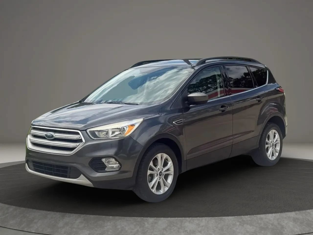 Used 2018 Ford Escape SE FWD image 7