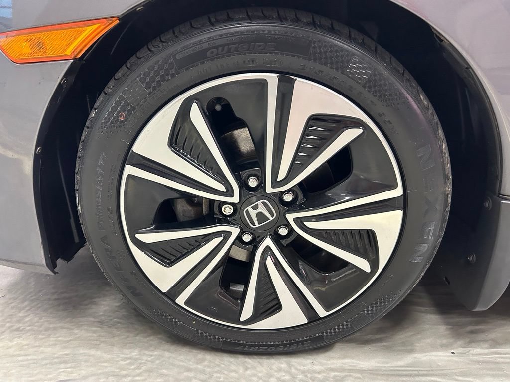 Used 2016 Honda Civic EX-T image 25