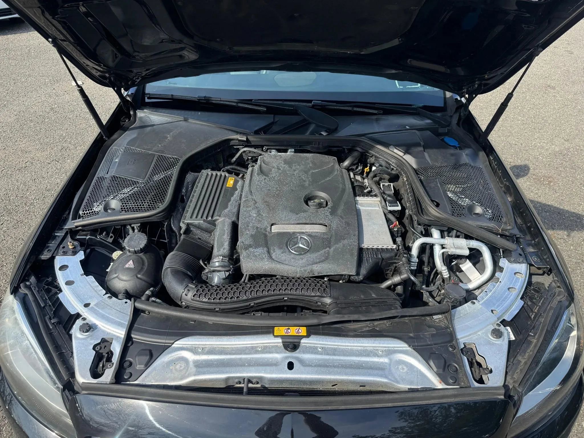 Used 2018 Mercedes-Benz C 300 4MATIC Sedan image 15