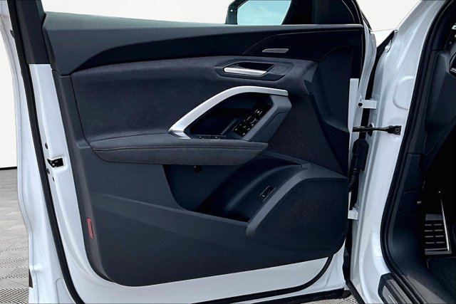 New 2026 Audi SQ5 Premium Plus AWD/4WD image 18