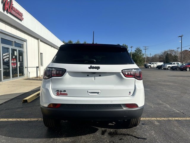 New 2026 Jeep Compass Limited image 7