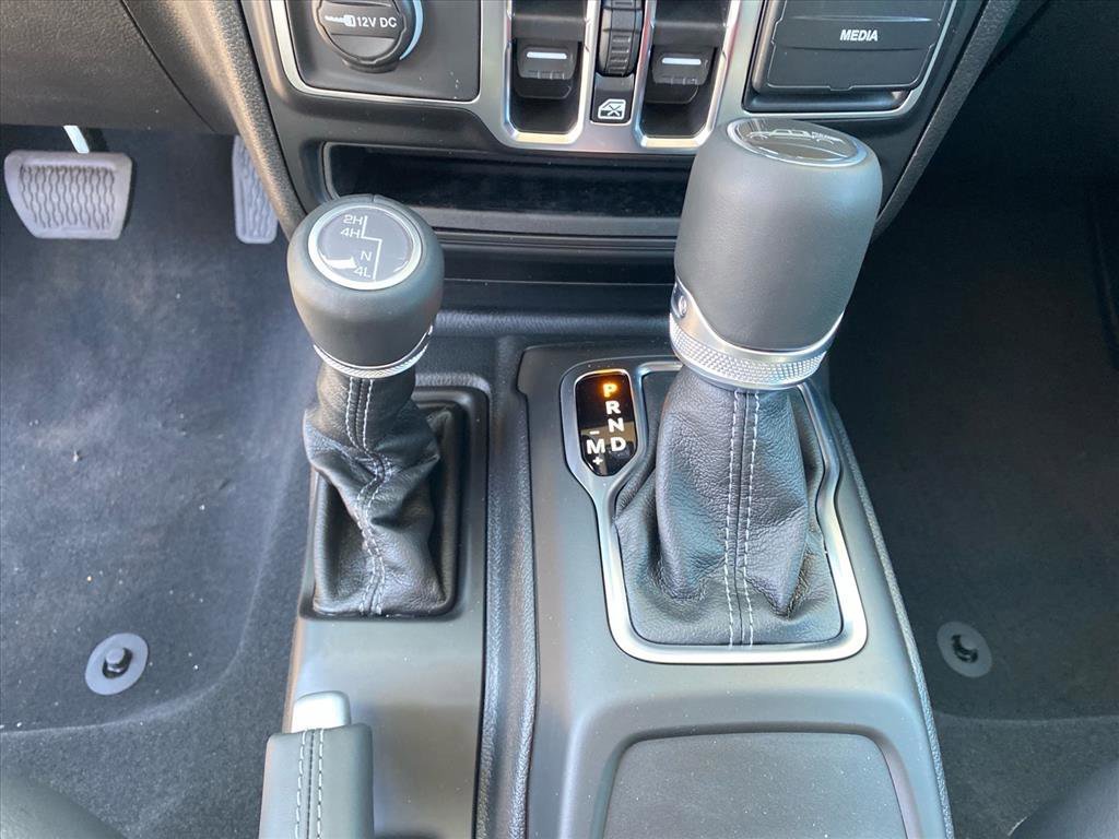 New 2026 Jeep Gladiator Sport AWD/4WD image 8