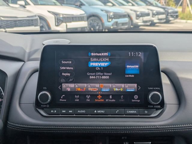Used 2024 Nissan Rogue SV w/ SV Premium Package FWD image 18