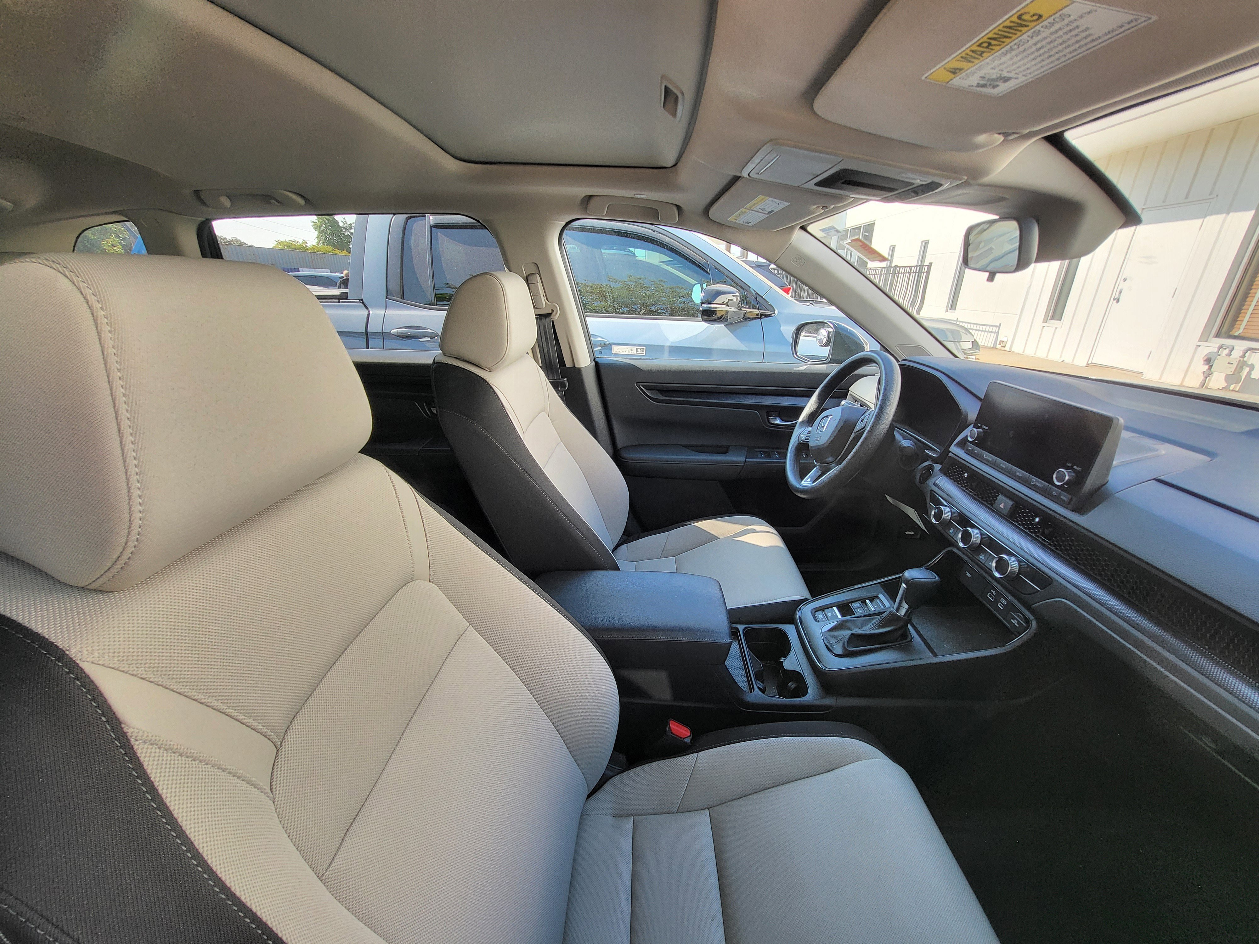 Used 2024 Honda CR-V EX image 8