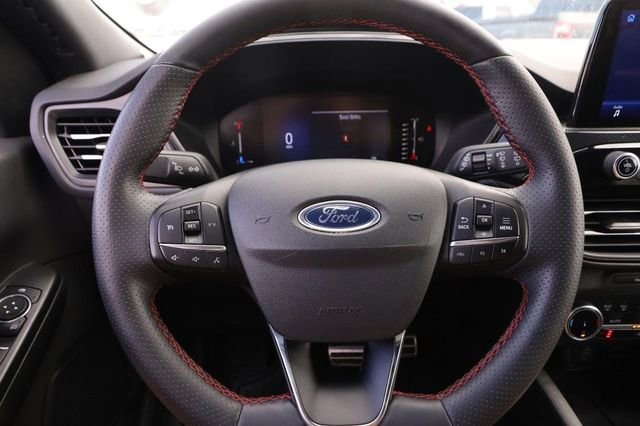 Used 2024 Ford Escape ST-Line image 11