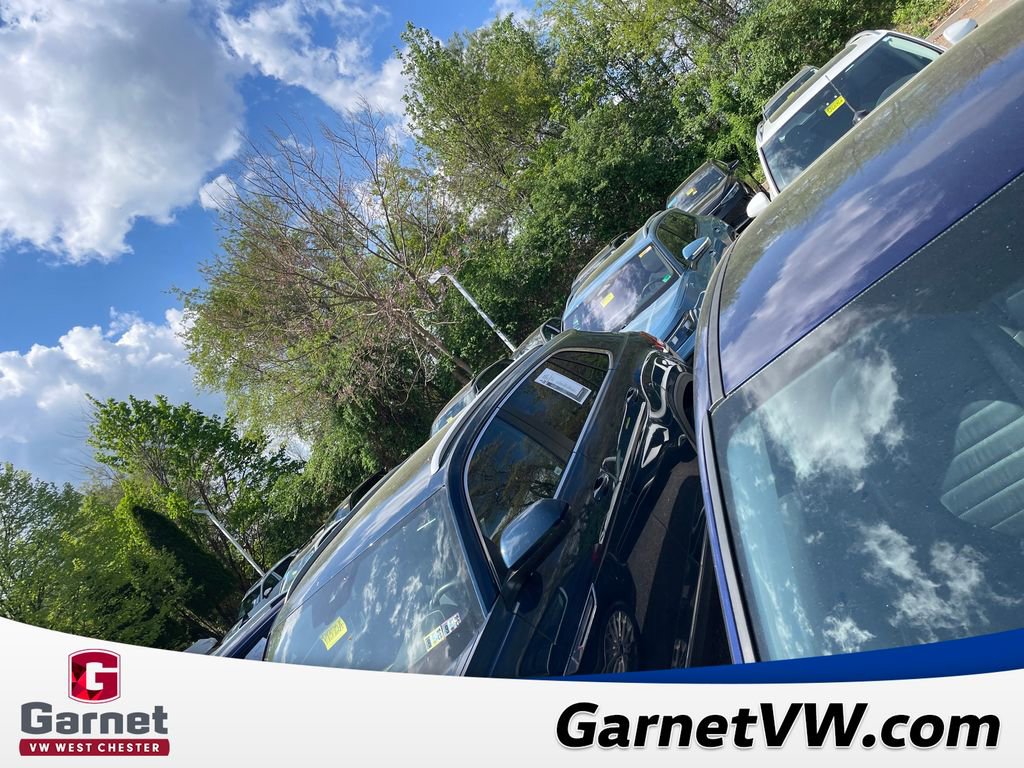 Used 2016 Ford C-MAX Energi SEL w/ Equipment Group 302A image 28