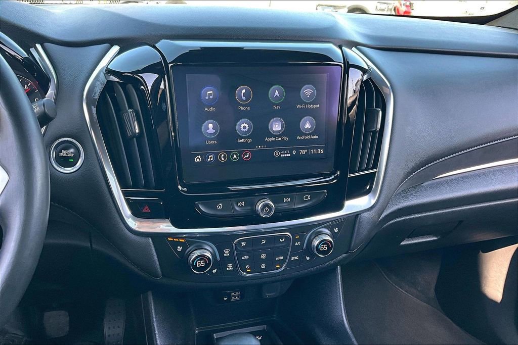 Used 2023 Chevrolet Traverse High Country image 32