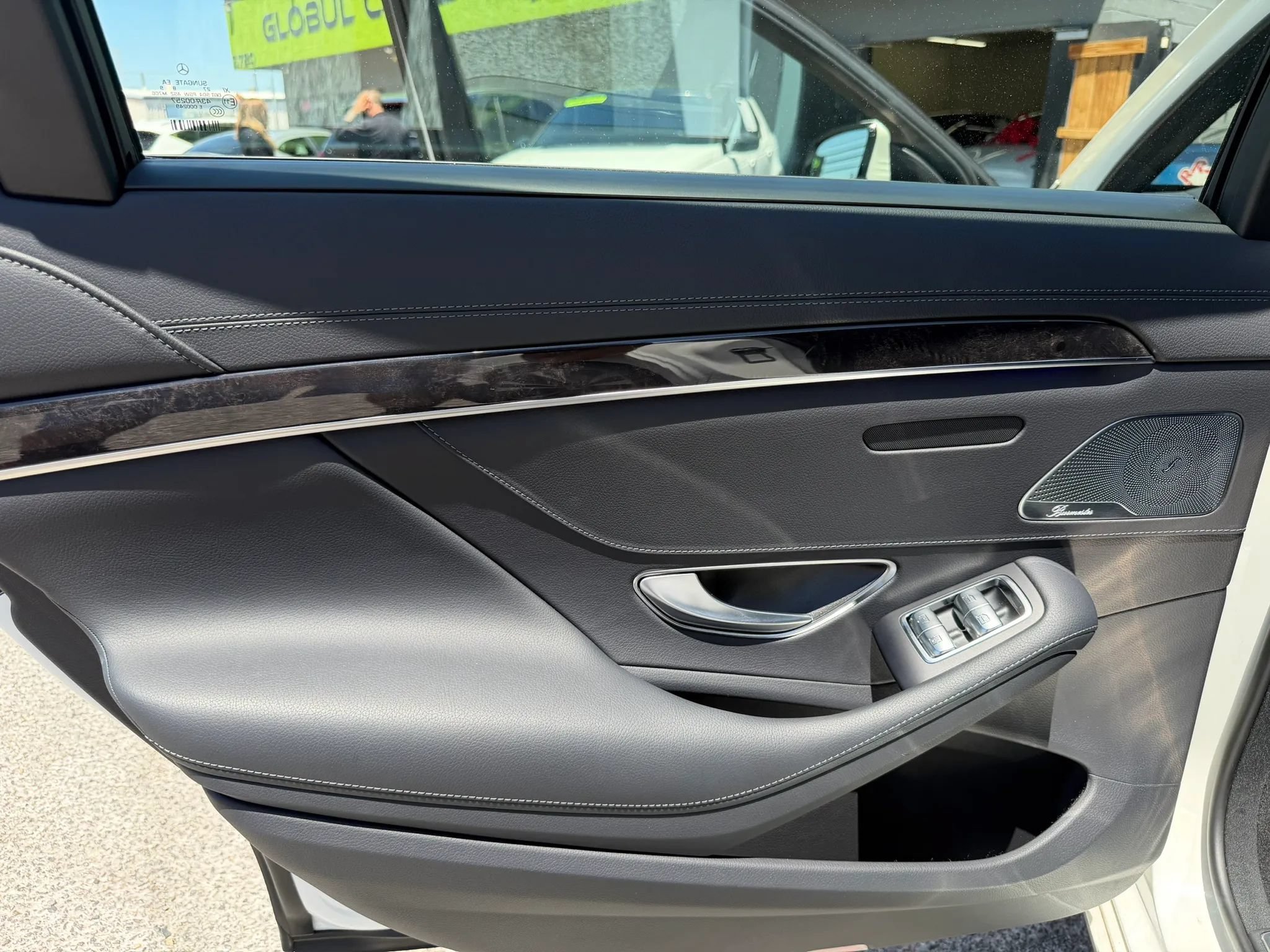 Used 2020 Mercedes-Benz S 450 Sedan image 16