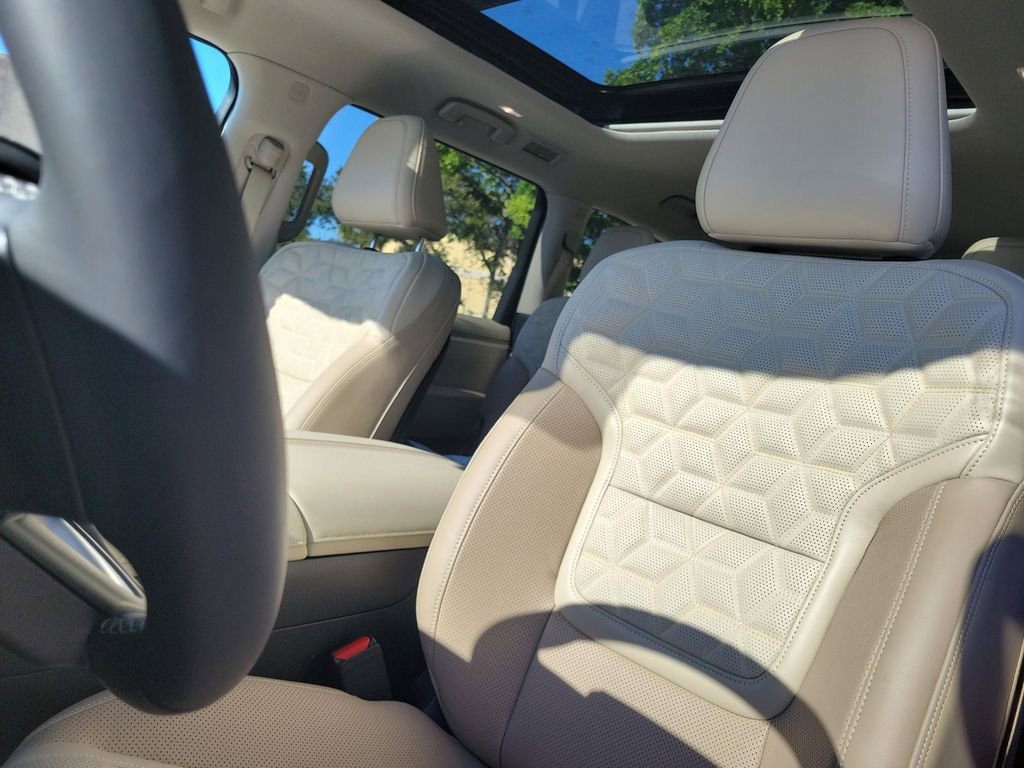 New 2026 Nissan Armada Platinum Reserve image 26