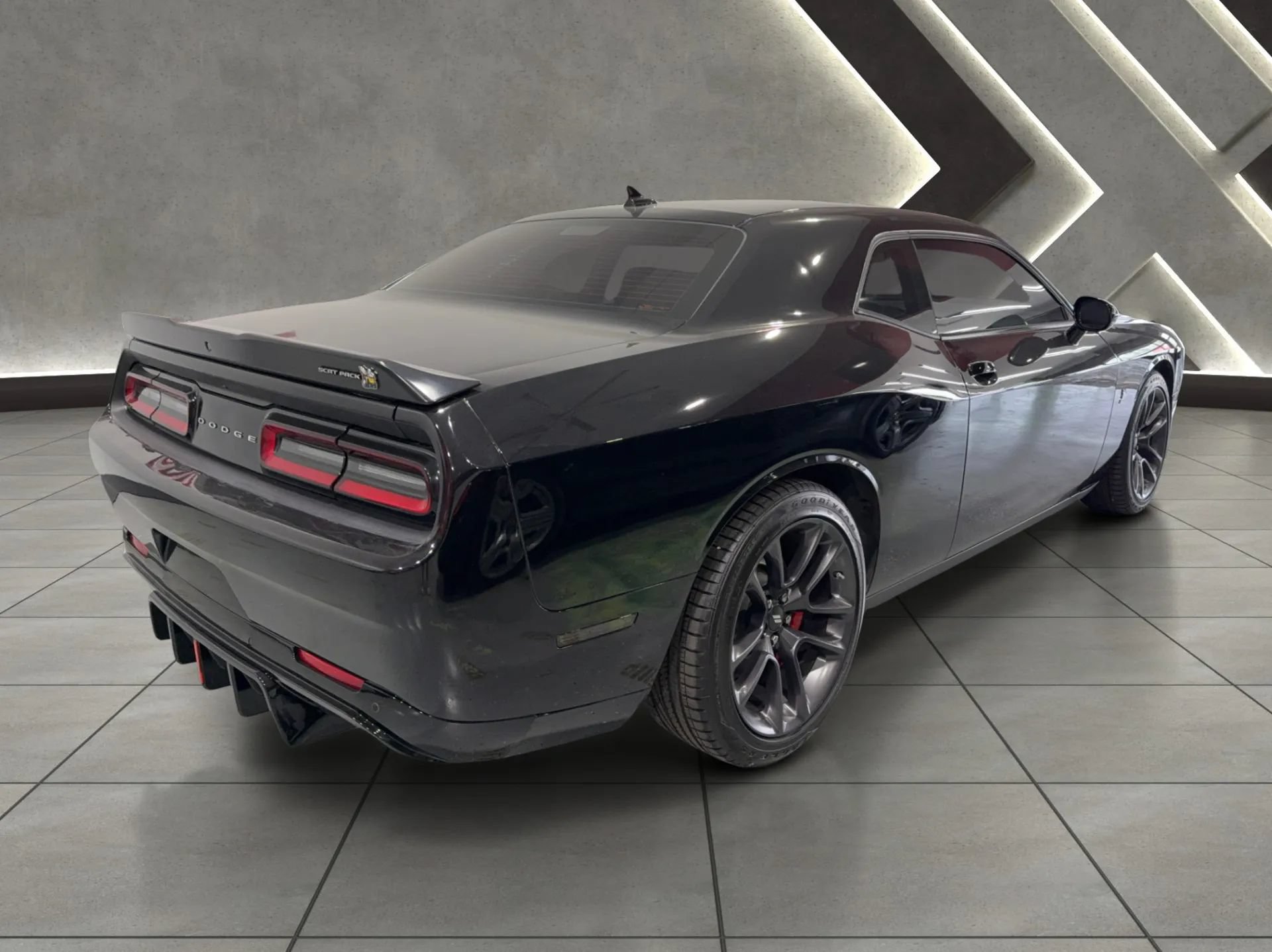 Used 2022 Dodge Challenger R/T Scat Pack w/ Plus Package RWD image 3
